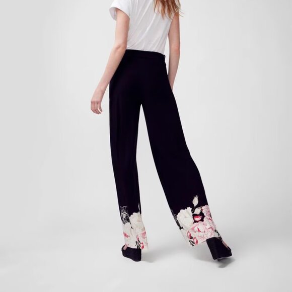 White House Black Market Pull-on Pants | Size: S Regular | Matte Jersey Pants - Picture 3 of 7